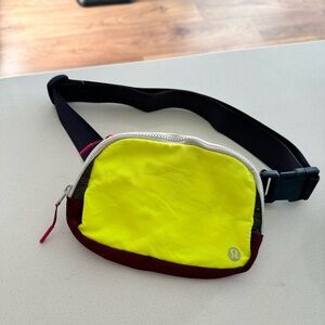 Lululemon OS Beltbag